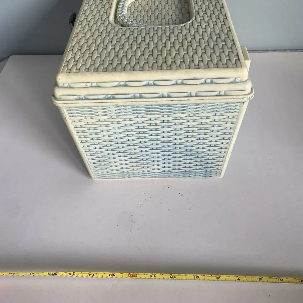 Vintage Wilson Wil-Hold Sewing Box W Removable Tray Blue 13 